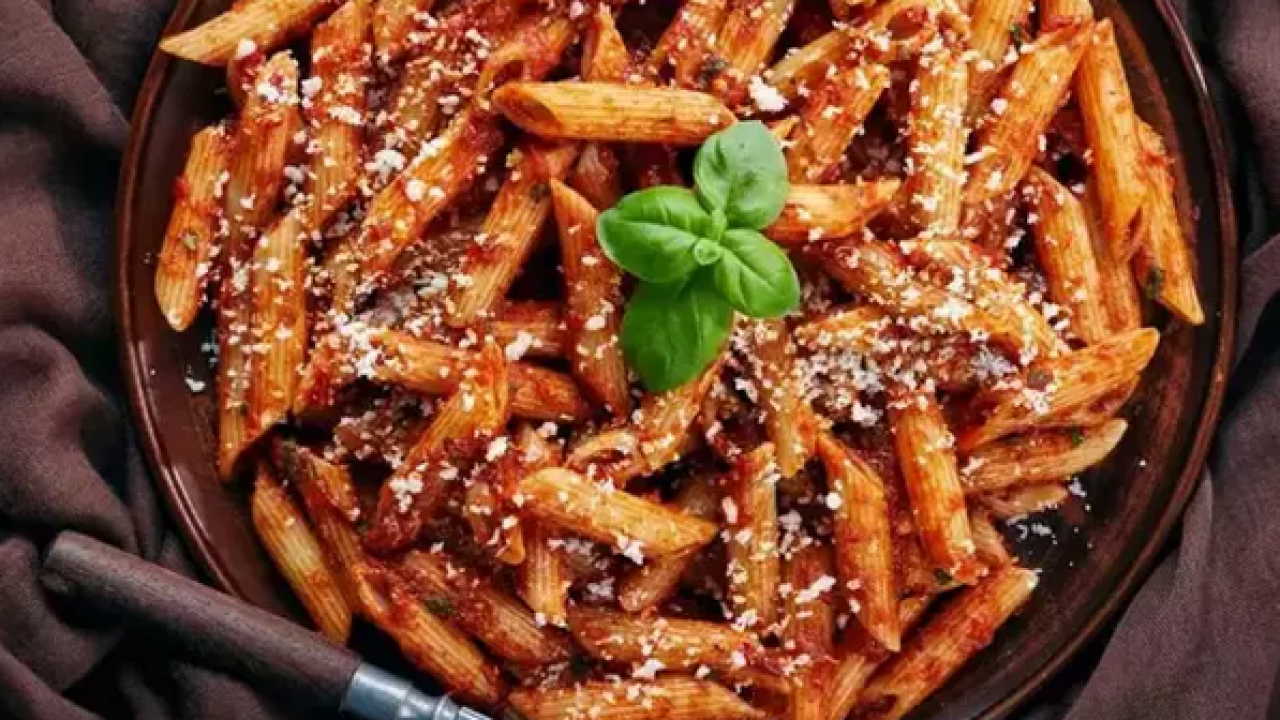 Foto - Makarnayı yıllardır yanlış tüketiyormuşuz! Lezzetini 10'a katlıyor: