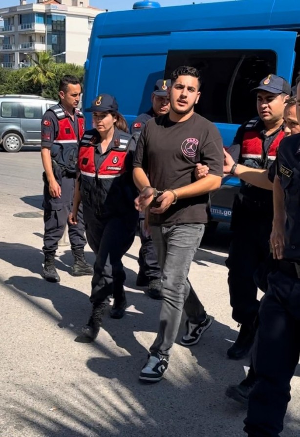 Foto - Makas canavarının ehliyeti 1 yıllık bile değilmiş!