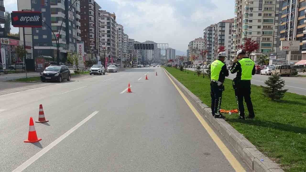 Foto - Malatya'da acı kaza: Otomobilin çarptığı yaşlı adam öldü