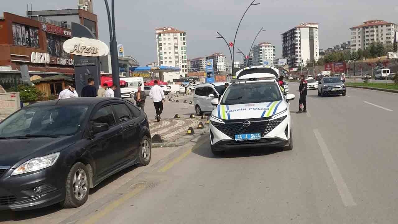 Foto - Malatya'da acı kaza: Otomobilin çarptığı yaşlı adam öldü