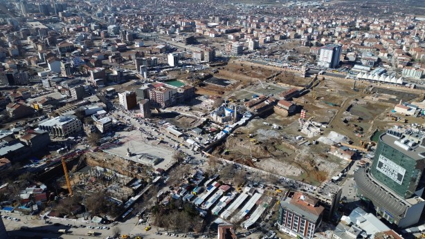 Foto - Malatya’da deprem öncesi ve sonrası çekilen görüntüler yıkımın boyutunu gözler önüne serdi