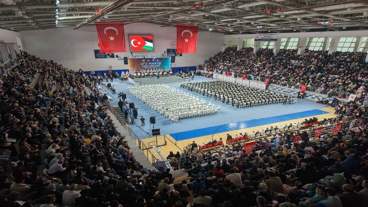 Foto - Malatya’da rekor rakam! Kur’an bülbülleri icazet aldı