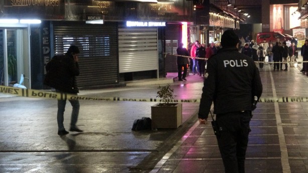 Foto - Malatya'da şüpheli çanta paniği! Ekipler alarma geçti