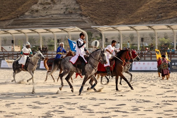 Foto - Malazgirt Zaferi Ahlat'ta böyle kutlandı
