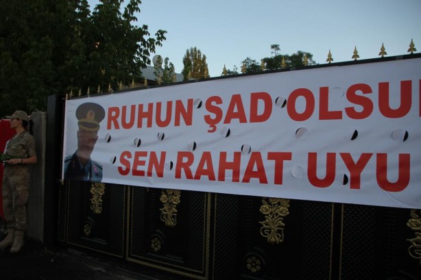 Foto - Malazgirt'te şehit Binbaşı Arslan Kulaksız, şehadetinin 7. yılında anıldı
