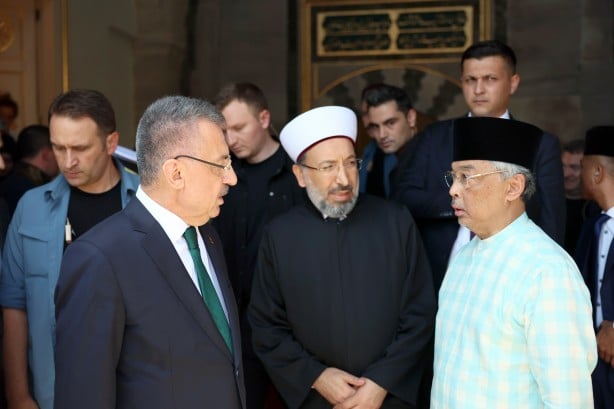 Malezya Kralı Abdullah Şah Ayasofya'yı ziyaret etti