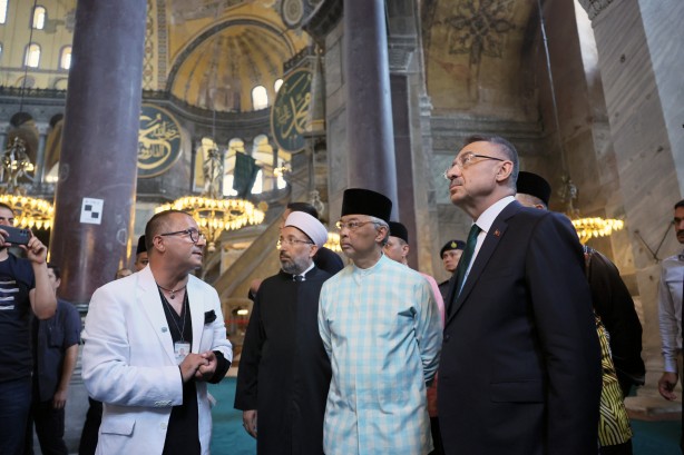 Foto - Malezya Kralı Abdullah Şah Ayasofya'yı ziyaret etti