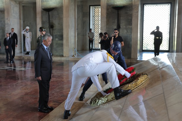 Foto - Malezya Kralı Sultan Abdullah Şah, Anıtkabir'i ziyaret etti