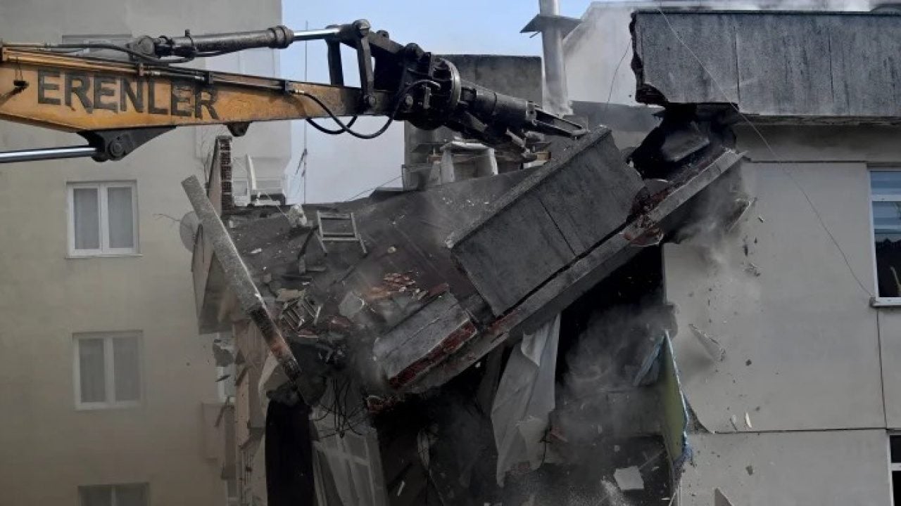 Foto - Maltepe'de çöken binada çalışmalar tamamlandı: Acı haber geldi