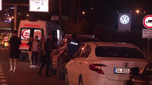 Foto - Maltepe’de zincirleme kaza! 6 araç birbirine girdi