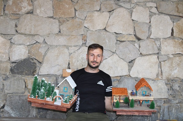 Foto - Malzemeleri doğadan topluyor talebe yetişemiyor