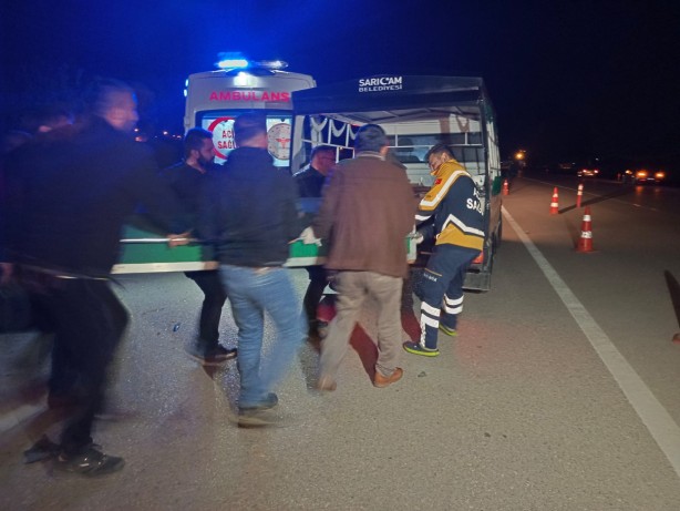 Foto - Manevra yapan otomobil vinç ile birbirine girdi