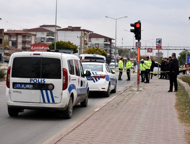Foto - Manevra yapan tırın dorsesinin çarptığı yaya hayatını kaybetti