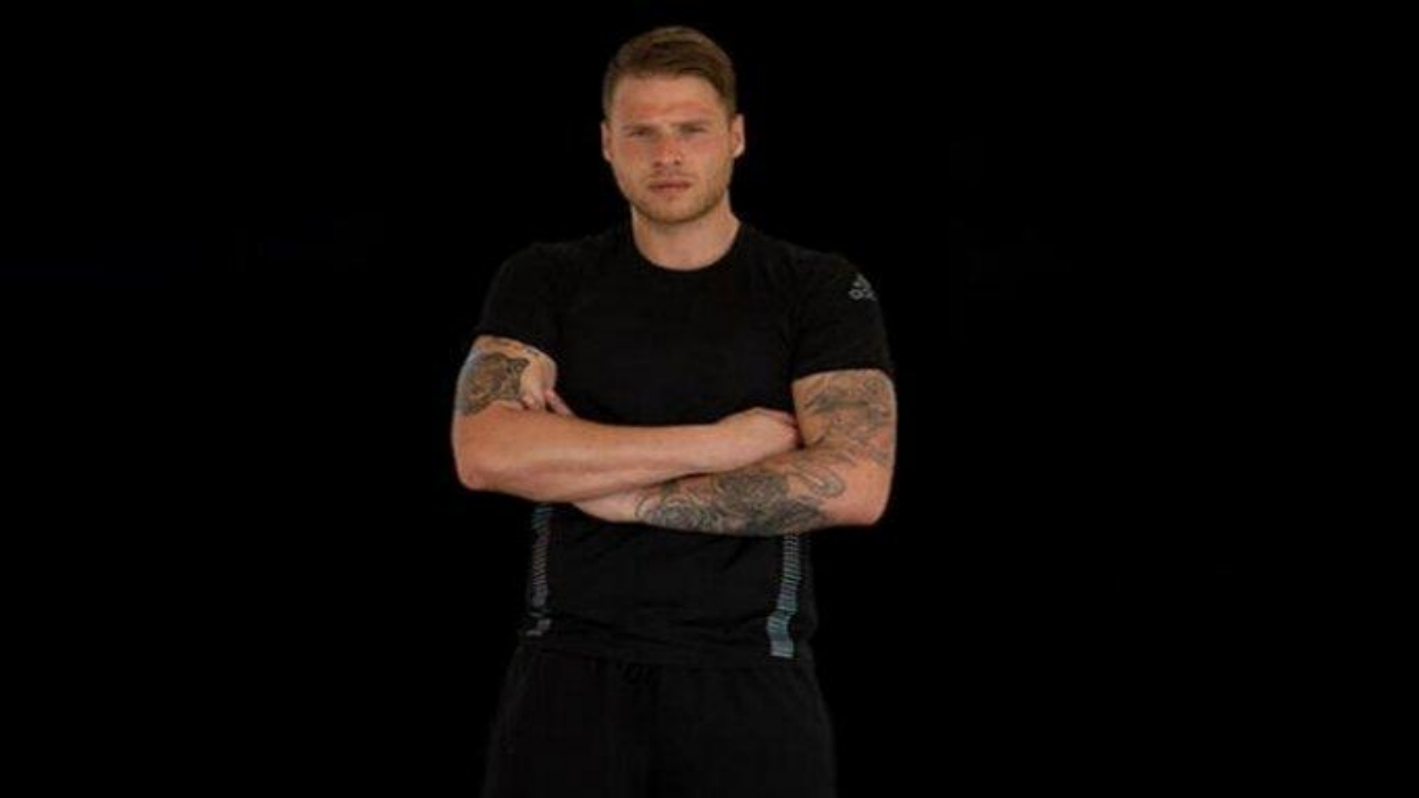 Foto - Manifest Grubu’nun ahlaksızlığına ünlü isimden tepki: ‘Evet, yobazım’ deyip saydırdı da saydırdı