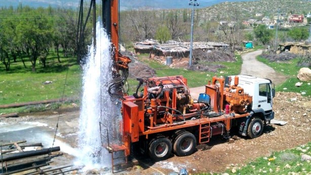 Foto - Manisa'da kuyular açıp yerin altından gizlice çekmeye başladılar! Bu düpedüz Türkiye'ye ihanet
