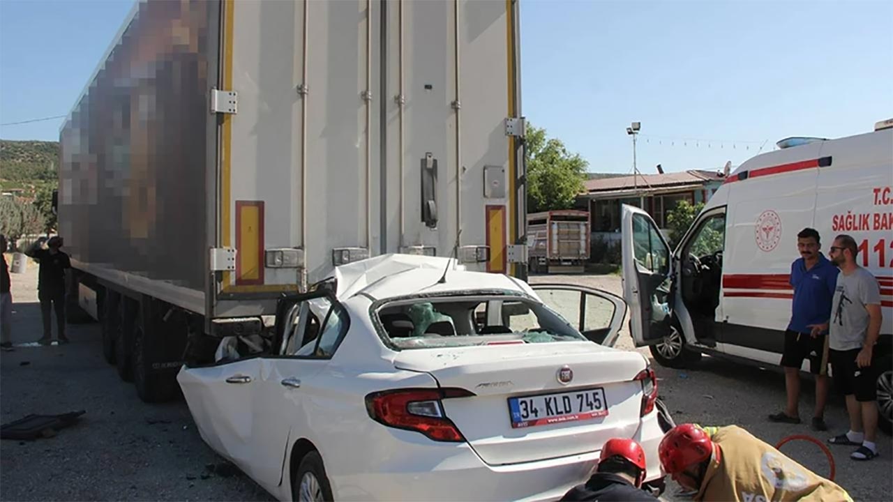 Manisa’da yürek yakan kaza! Baba ve 3 çocuğu hayatını kaybetti