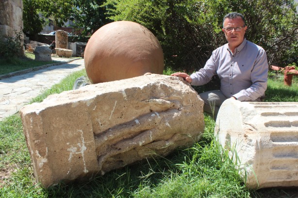 Foto - Manisa'daki altyapı çalışmalarında tarihi keşif! Ekipler hemen bölgeye gidip koruma altına aldı