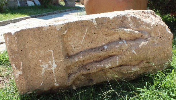 Foto - Manisa'daki altyapı çalışmalarında tarihi keşif! Ekipler hemen bölgeye gidip koruma altına aldı