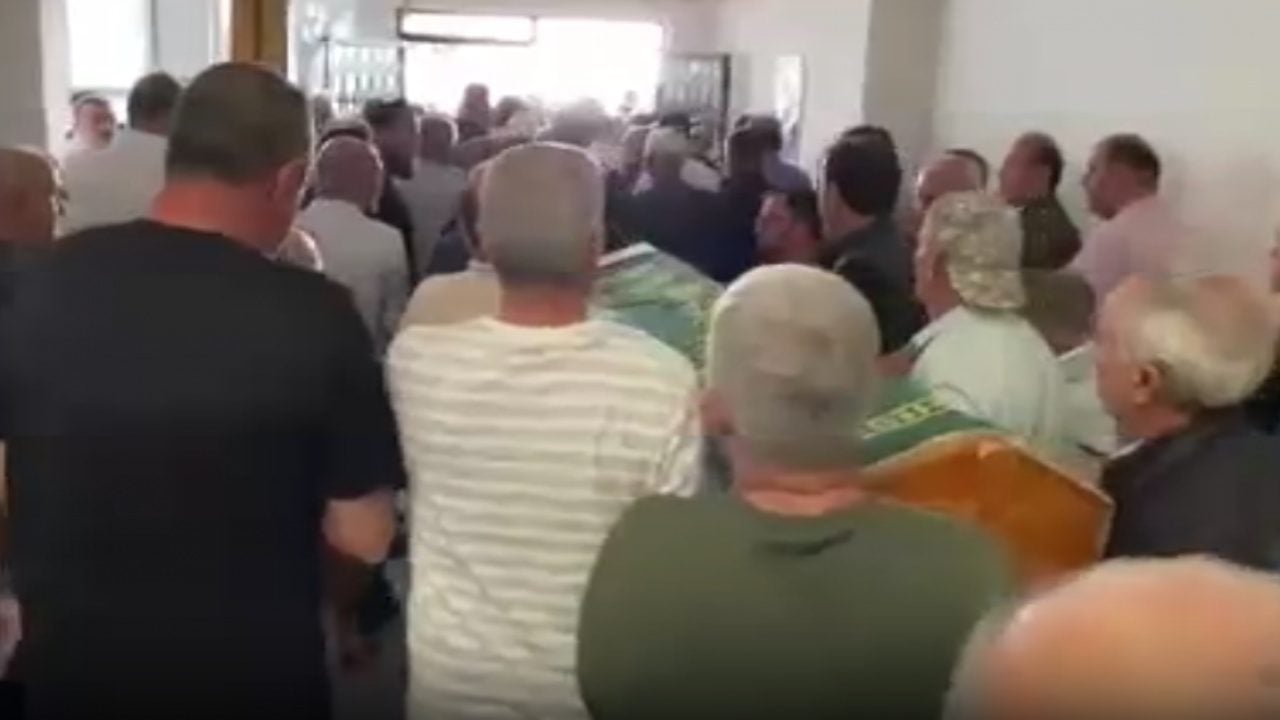 Foto - Manisa’daki feci kazada can veren 11 kişi defnedildi: Bursa ve Konya’da hüzünlü, dualı veda