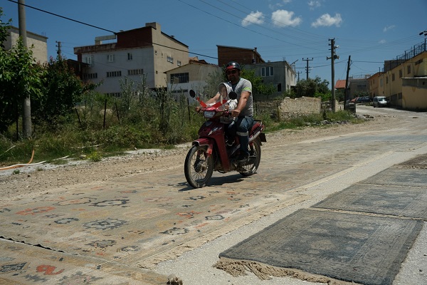 Foto - Manisa'dan ABD'ye gönderiliyor! Yollara serdiler kazaya sebep oldu