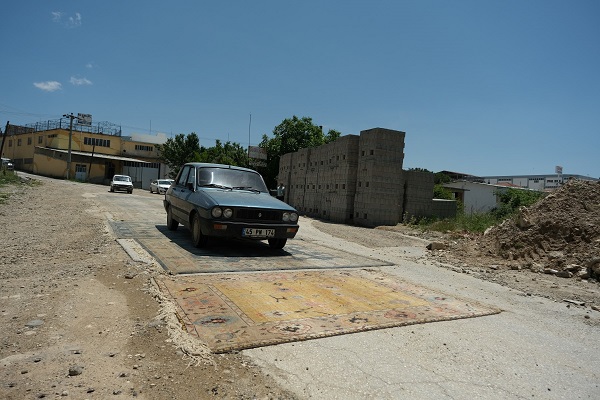Foto - Manisa'dan ABD'ye gönderiliyor! Yollara serdiler kazaya sebep oldu