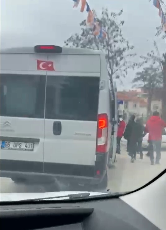 Foto - Mansur Yavaş yine yaptı yapacağını! Belediyenin araçları yandaş hizmetinde