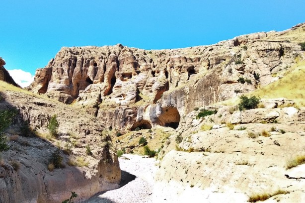 Foto - Mantar toplarken keşfedilen Saklıkapı kanyonu ziyaretçilerini adeta büyülüyor