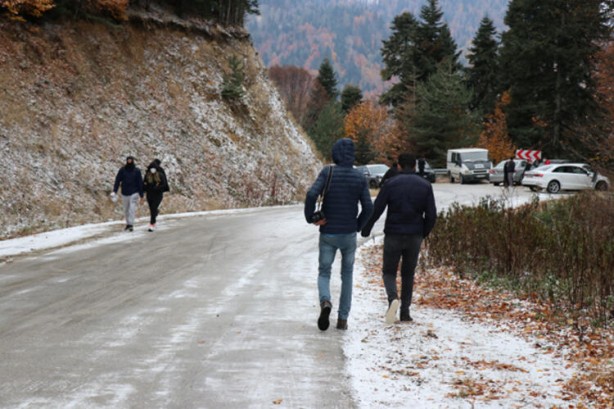 Foto - Manzara şoke etti! Onlarca araç teker teker geri döndü