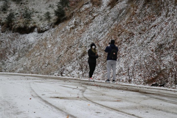 Foto - Manzara şoke etti! Onlarca araç teker teker geri döndü