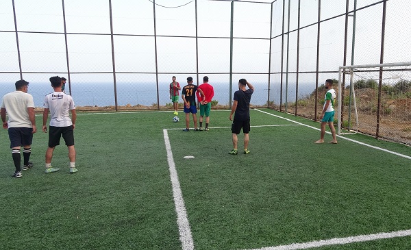 Foto - Manzarasıyla dikkat çekiyor! Bu futbol sahası Türkiye'de