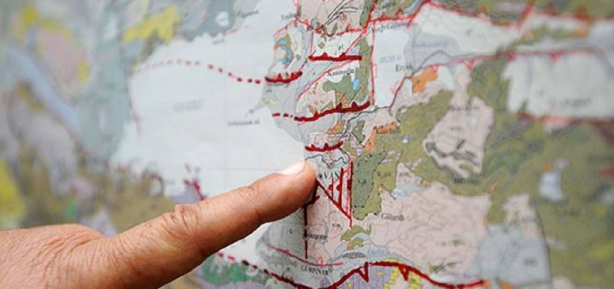 Foto - Maraş depremini önceden bilen isimden korkutan uyarı: Orada deprem olacak, barajlar taşacak