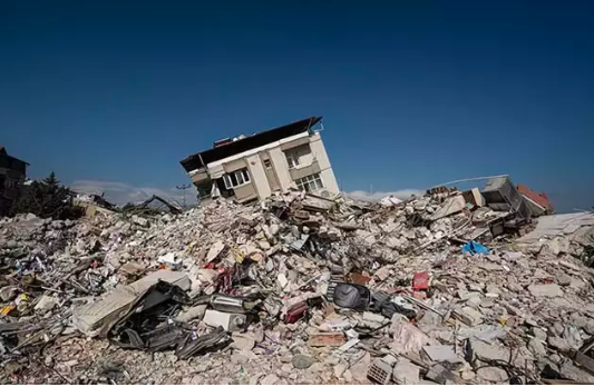 Foto - Maraş depremini önceden bilen isimden korkutan uyarı: Orada deprem olacak, barajlar taşacak