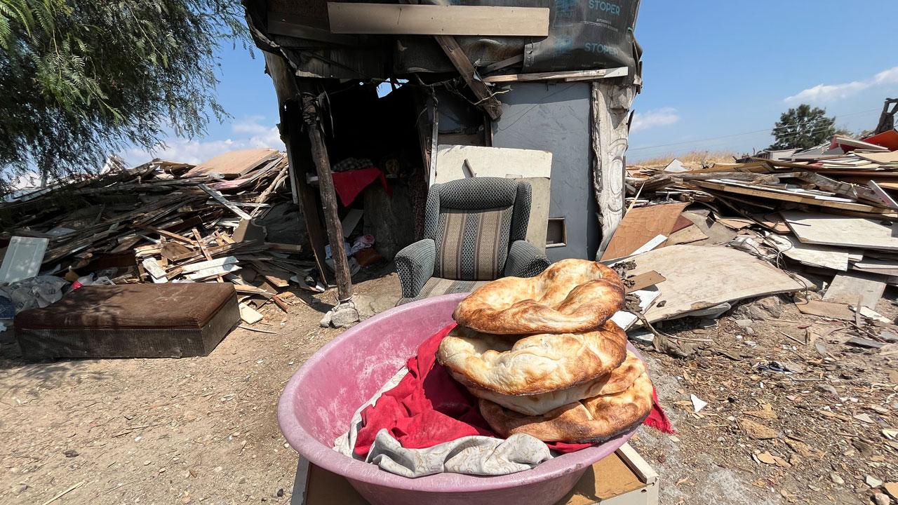 Foto - Mardin geleneği İzimr'de yaşatılıyor! Kadifekale surlarında tandır ekmeği kokusu 