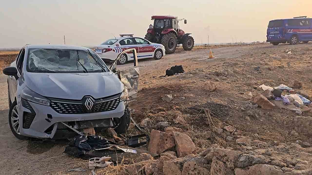 Foto - Mardin'de kanala devrilen otomobilde facia: 4’ü çocuk 6 kişi yaşamını yitirdi 