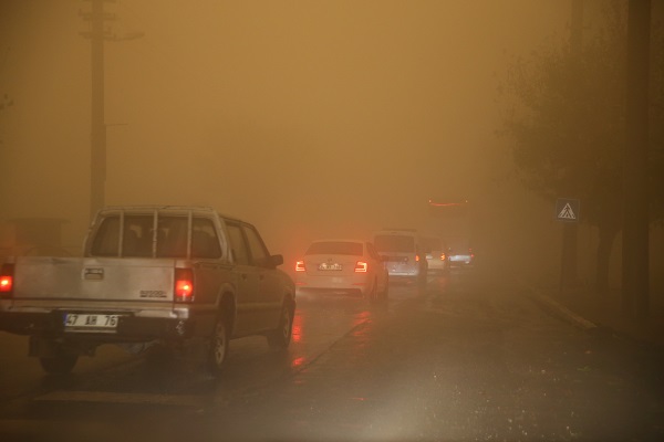Foto - Mardin'de toz taşınımı etkili oldu 