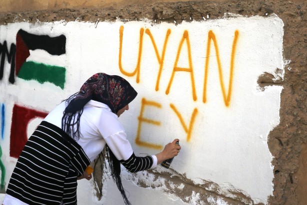 Foto - Mardinli öğrencilerden Filistin'e destek! Grafiti çizdiler