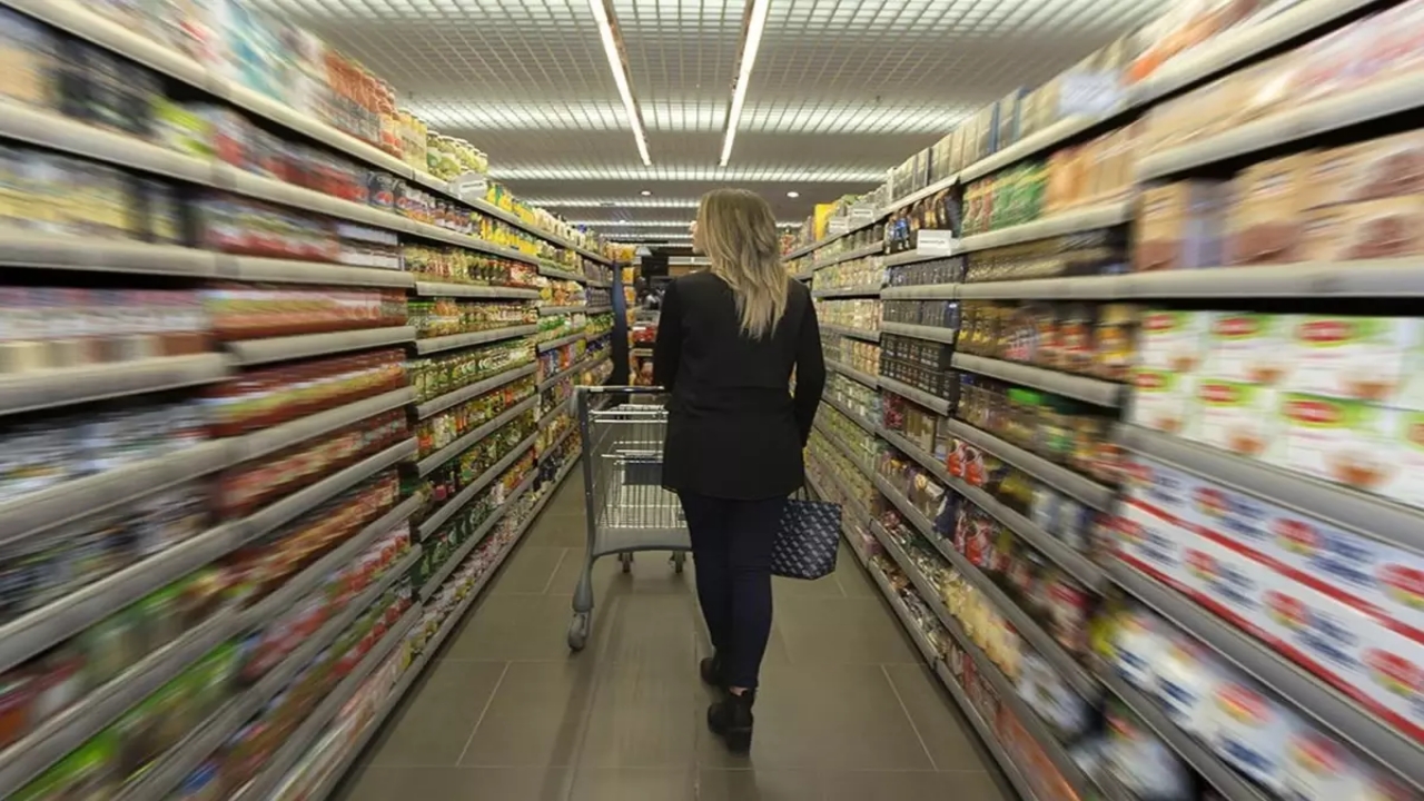 Foto - Marketler pazar günü kapanıyor mu? Ticaret Bakanı Ömer Bolat açıkladı