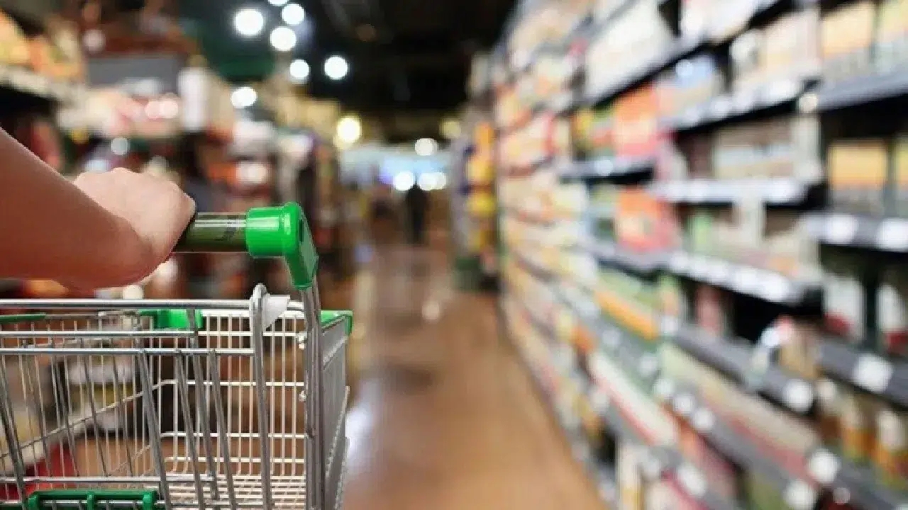 Foto - Marketler pazar günü kapanıyor mu? Ticaret Bakanı Ömer Bolat açıkladı