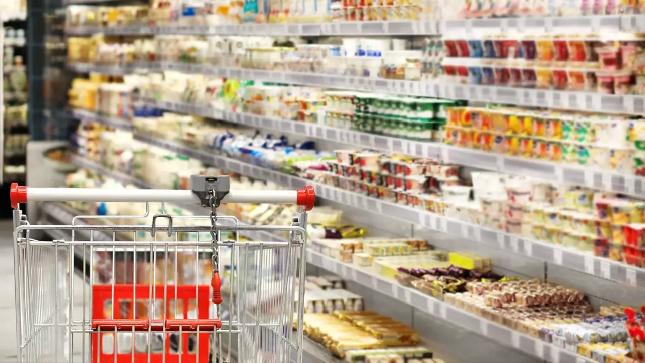 Markette fiyatı 200 lirayı bulmuştu, şimdi resmen yere çakıldı! Vatandaşa "Daha da ucuzlayacak" müjdesi geldi