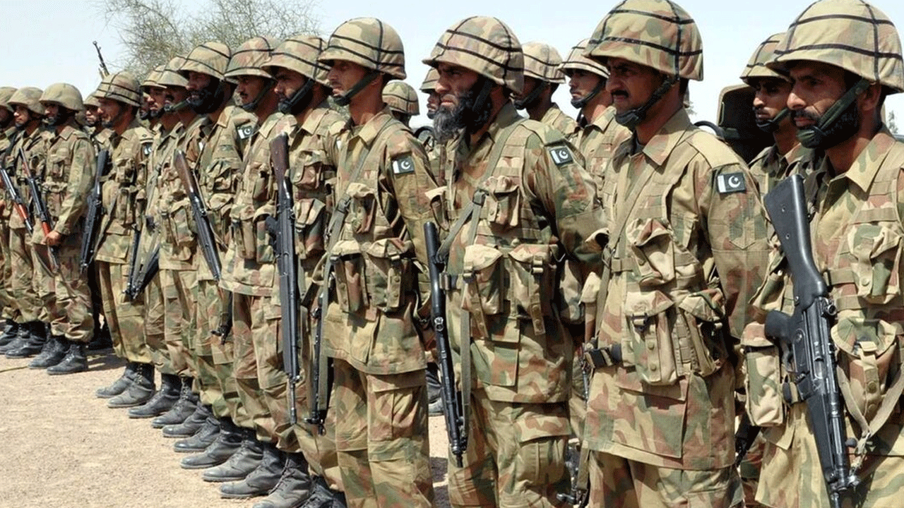 Foto - Marksistler bir anda saldırdı! Dost ve kardeş ülkede çok sayıda asker öldü