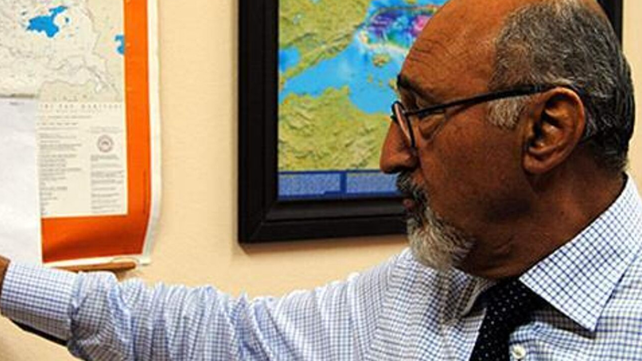 Foto - Marmara denizi açıklarında olan depremleri bilen Prof. Dr. Bektaş bu kez Ege'de deprem uyarısı yaptı