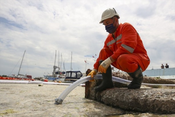 Foto - Marmara Denizi'nde müsilaj temizliği
