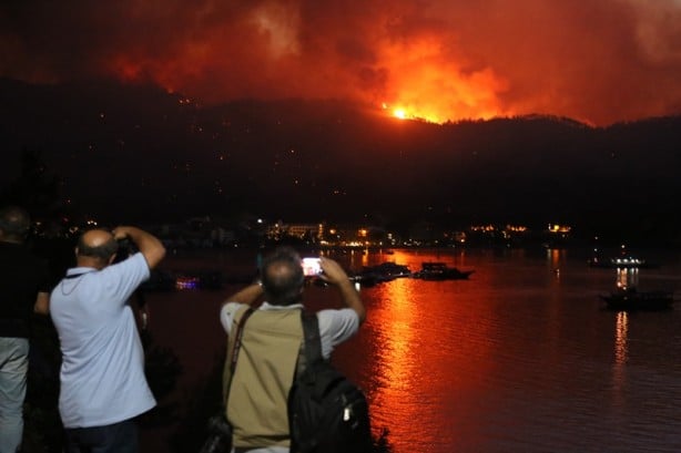 Foto - Marmaris alev alev! İşte son görüntüler