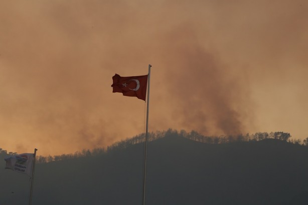 Foto - Marmaris alev alev! İşte son görüntüler