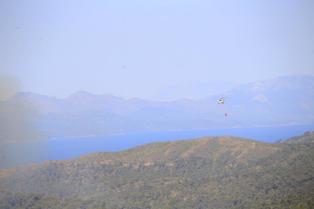 Foto - Marmaris yangınında işte son görüntüler! 14 uçak 20 helikopter seferber oldu
