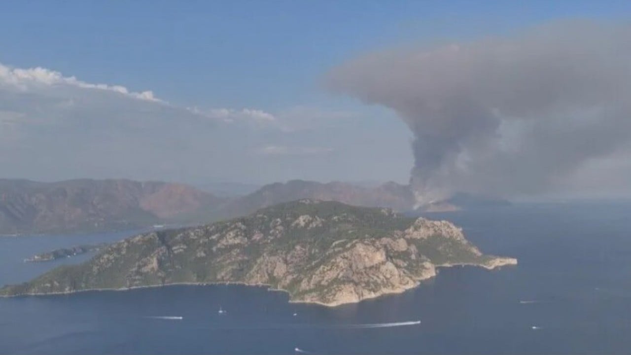 Marmaris'te çıkan orman yangınında 2. gün! Müdahale devam ediliyor