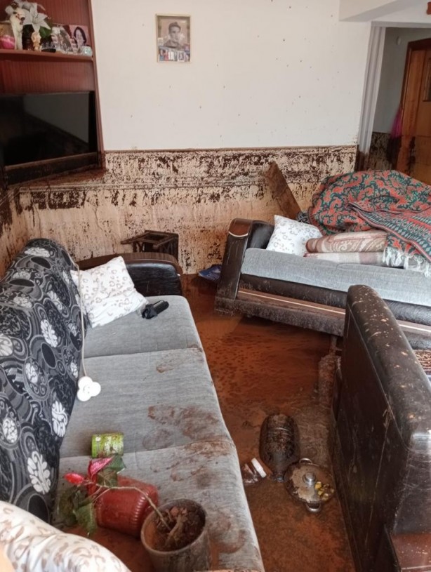Foto - Marmaris'te sel! Mağdur vatandaşlara devlet eli uzandı
