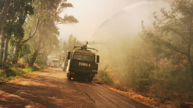 Foto - Marmaris’te TOMA’lar iş başında