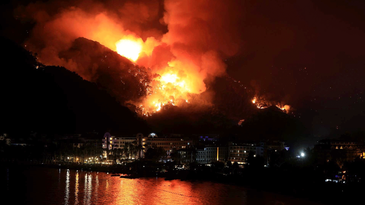 Foto - Marmaris'te üzen gerçek ortaya çıktı