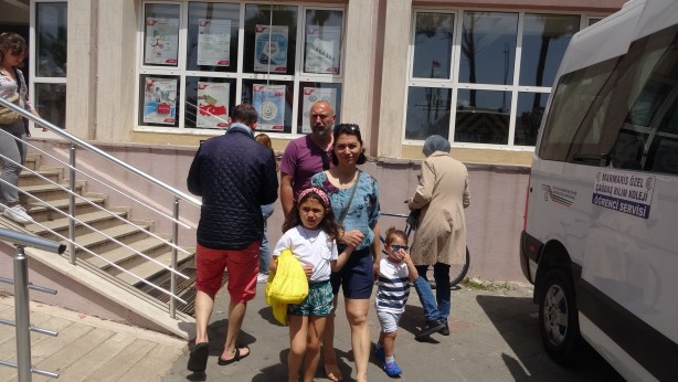 Foto - Marmaris’te vatandaşlar oy vermek için okullara akın etti